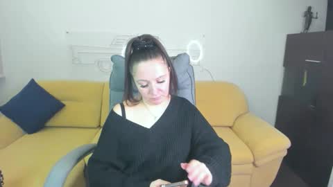 Snapshot of likaa_likaa chatting on February 3, 4:45 pm Lika online show from February 3, 4:45 pm