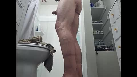 Snapshot of like2watchuwatchme chatting on January 9, 11:13 pm Like2watchuwatchme online show from January 9, 11:13 pm