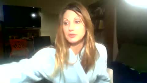 likerightnow online show from December 15, 9:30 pm