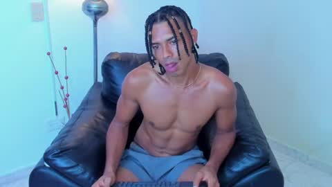 Lil KIng online show from June 20, 12:19 pm