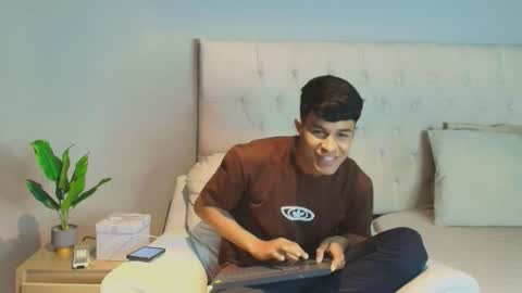 lil online show from January 12, 7:08 pm