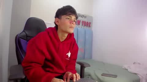 LIAM online show from December 14, 3:56 am