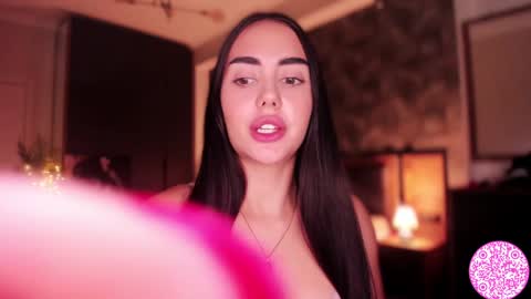 Gabriela online show from December 7, 8:44 am