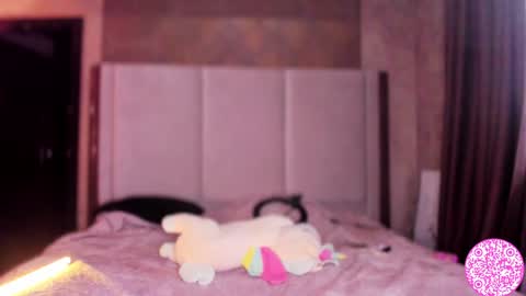 Gabriela online show from January 27, 7:03 am