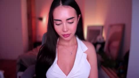 Gabriela online show from January 8, 8:00 pm