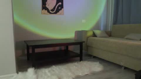 INST Lil happines s online show from November 12, 10:04 am