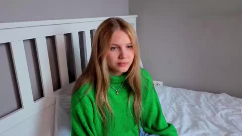 Emma online show from March 18, 5:54 am