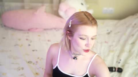 Rina  online show from November 27, 6:43 pm