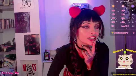 Snapshot of lila_bratz chatting on September 12, 8:53 pm Lila online show from September 12, 8:53 pm