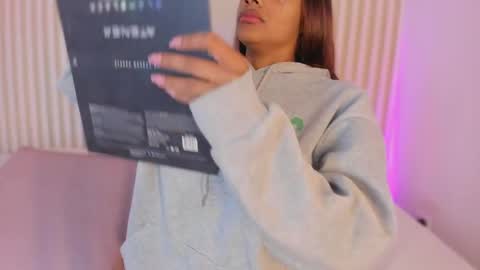 L I L A   online show from February 9, 8:56 pm