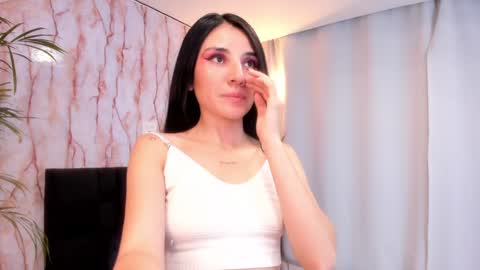 Lila online show from January 11, 11:35 pm