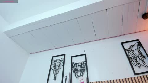 Lila online show from October 15, 12:11 am