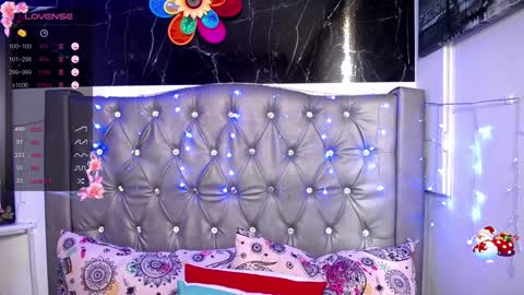   online show from December 26, 1:43 pm