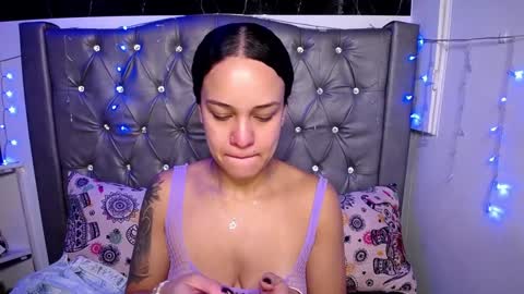   online show from January 24, 11:48 am