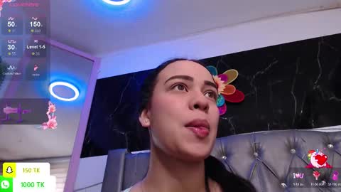   online show from October 11, 12:04 pm