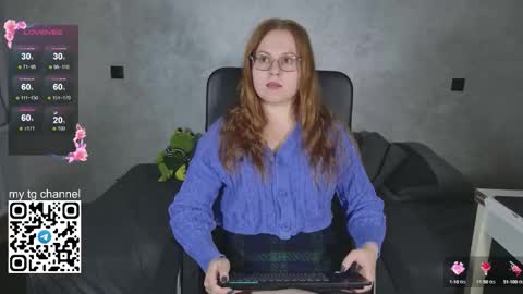lila_pitt online show from September 25, 8:12 pm