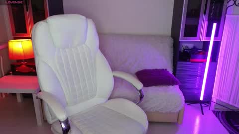 Lila online show from October 25, 4:46 pm