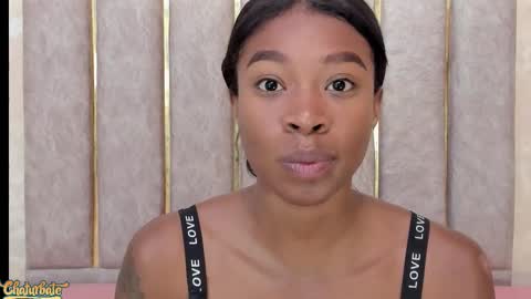 lila bailey  online show from November 10, 7:57 pm