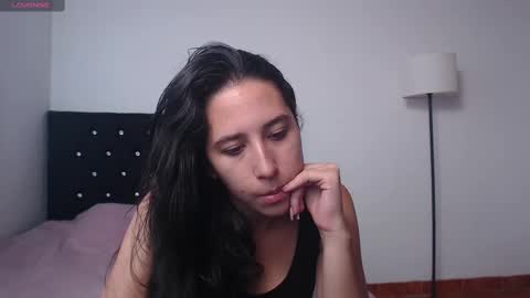 Snapshot of lilacream chatting on October 2, 2:57 pm Lila Cream online show from October 2, 2:57 pm