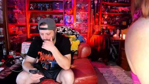 lilbatt online show from February 8, 6:39 am