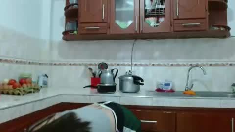 Snapshot of lilcoralinne_0 chatting on April 15, 3:41 pm Valeri Villalobos IG villa lobosvaleri online show from April 15, 3:41 pm