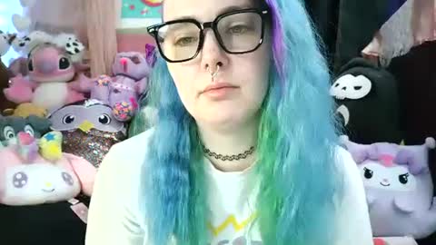 Snapshot of lilemmy1999 chatting on February 17, 4:48 pm emily ryanson online show from February 17, 4:48 pm