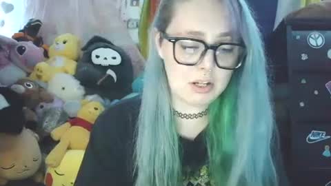 Snapshot of lilemmy1999 chatting on September 22, 10:45 pm emily ryanson online show from September 22, 10:45 pm