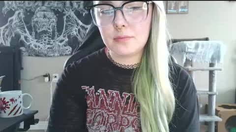 emily ryanson online show from April 14, 8:37 pm