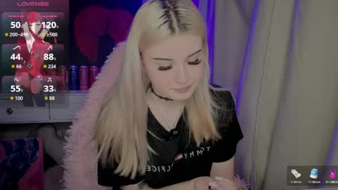 Nika and Lori online show from April 19, 4:17 pm