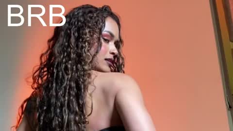 lili_evanss online show from May 14, 2:57 pm