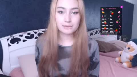 Lilu online show from October 19, 4:24 am