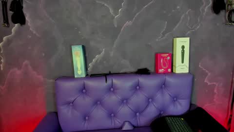 Lili  online show from October 24, 7:21 pm