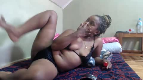 liliah online show from February 1, 12:58 pm