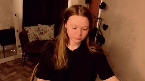 Lilian online show from April 17, 5:10 am