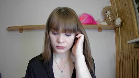 Lili online show from March 27, 9:25 pm