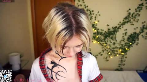 Lilian online show from November 21, 7:07 am