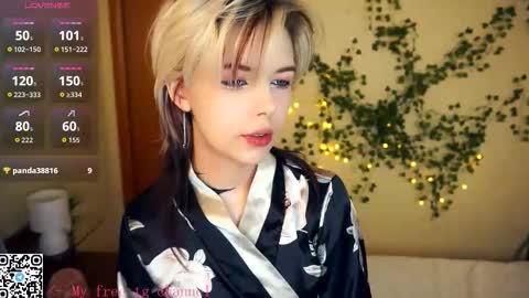 Lilian online show from November 29, 7:11 am