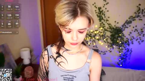 Lilian online show from December 17, 7:25 am