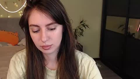 Lilu online show from November 25, 9:48 pm