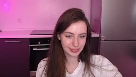 Snapshot of liliatlu chatting on June 10, 10:30 pm Lilu online show from June 10, 10:30 pm