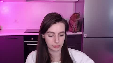 Snapshot of liliatlu chatting on June 18, 1:17 am Lilu online show from June 18, 1:17 am