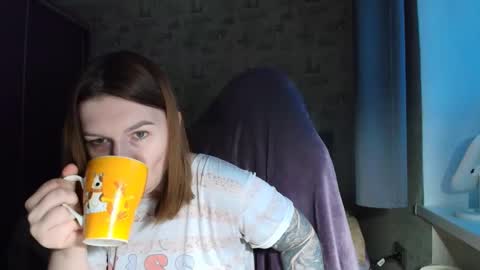 liliawoolf online show from November 16, 5:35 am