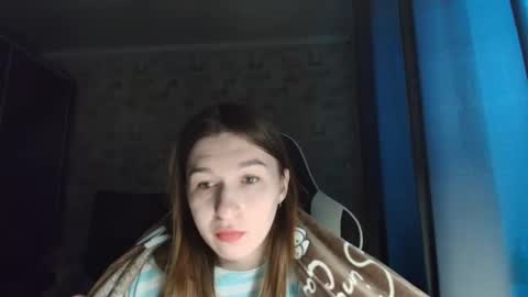 liliawoolf online show from May 4, 3:24 am