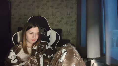 liliawoolf online show from May 13, 3:48 am