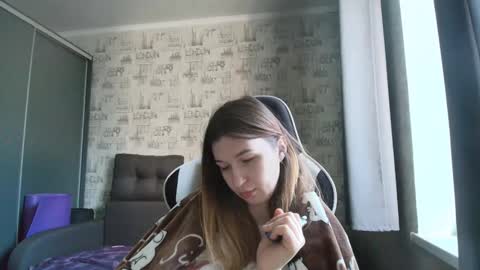 liliawoolf online show from May 21, 3:57 am
