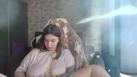 liliawoolf online show from May 23, 4:07 am