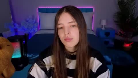 Lili Bakery online show from November 15, 1:58 am