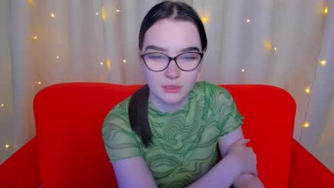 lilibethxx online show from December 17, 5:07 am