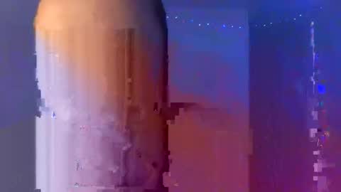 Snapshot of lilie303 chatting on February 1, 10:19 pm Millie online show from February 1, 10:19 pm