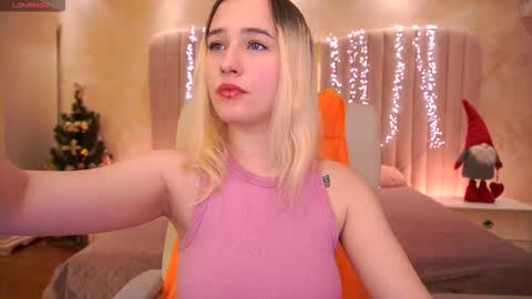 Snapshot of lilielfie chatting on January 17, 2:38 am lilielfie online show from January 17, 2:38 am